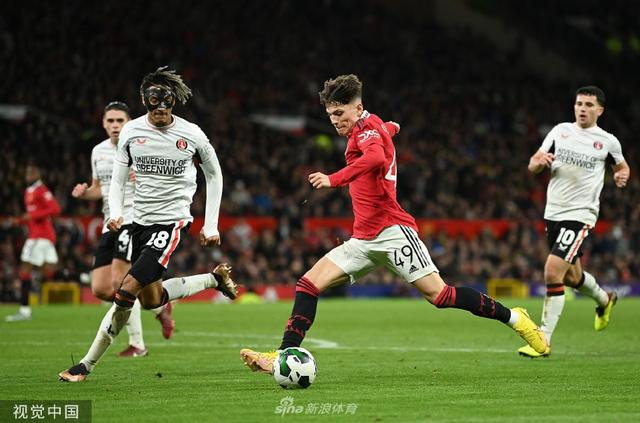 为球队出战 为球队出战